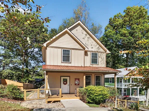 98 Langwell Ave, Asheville, NC 28806