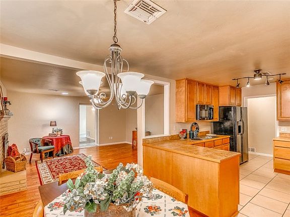 4th image of 4905 NW 26th St