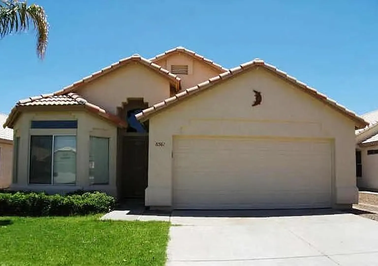 Ideal 3 Br 2 Ba 2 Cg Home Near W Union Hills and Loop 101 in Peoria — Photo 1
