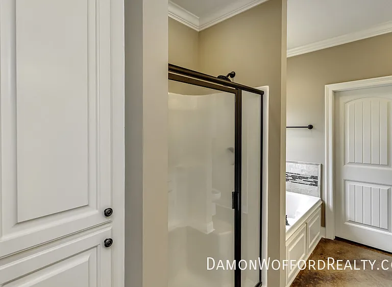 114 Lennox Pl — Photo 43