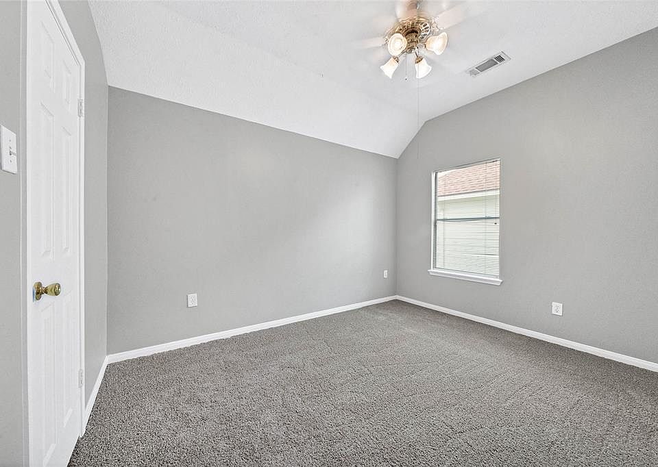 1st image of 15707 Rosewood Hill Ct