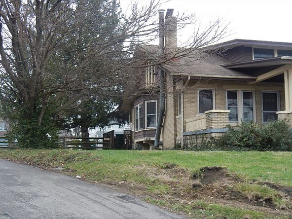 2nd image of 7026 Van Kirk Ave
