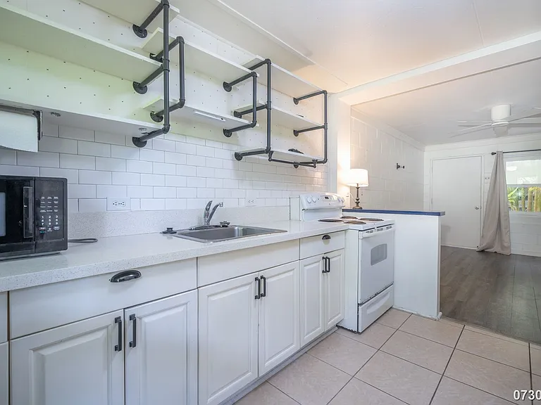 725 Kihapai Pl #B2 — Photo 15
