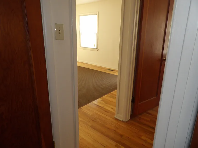 1501 N Cedar St — Photo 22