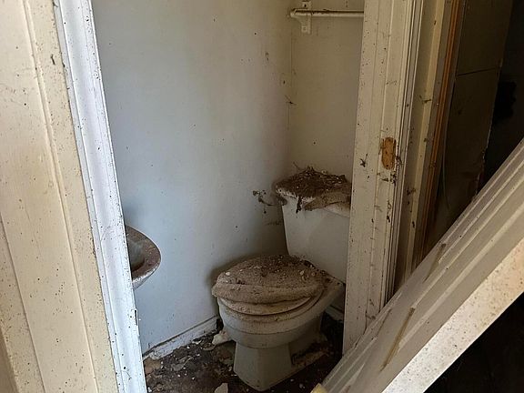 5th image of 33 Prospect Street