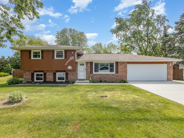 1910 Heather Ln, Joliet, IL 60431