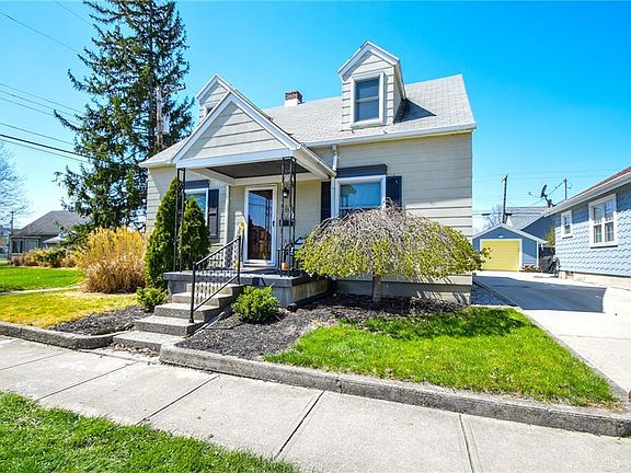 4th image of 15 Bowman Ave