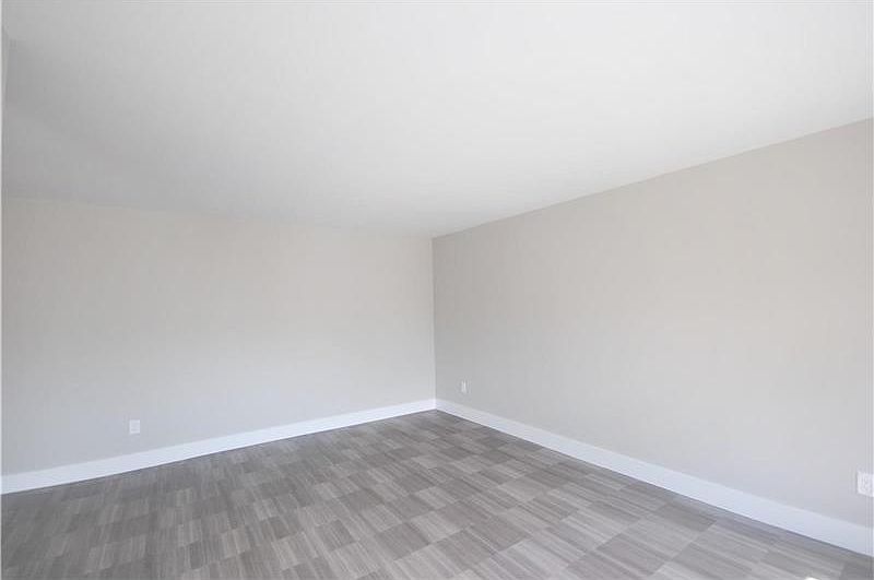 1st image of 1600 West Ave APT 504