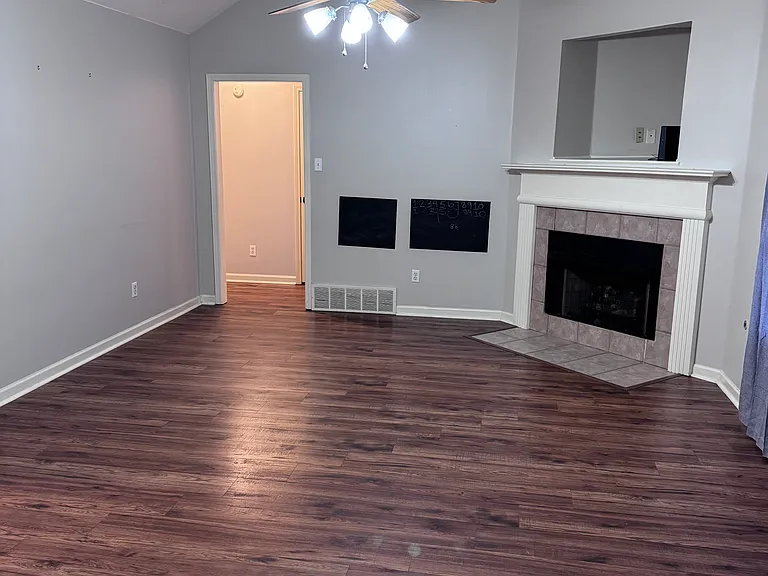 370 Brown Rd — Photo 7