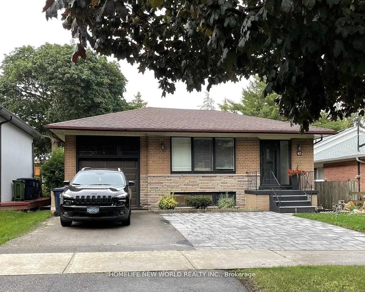 3 bed, $2,500 — Photo 1