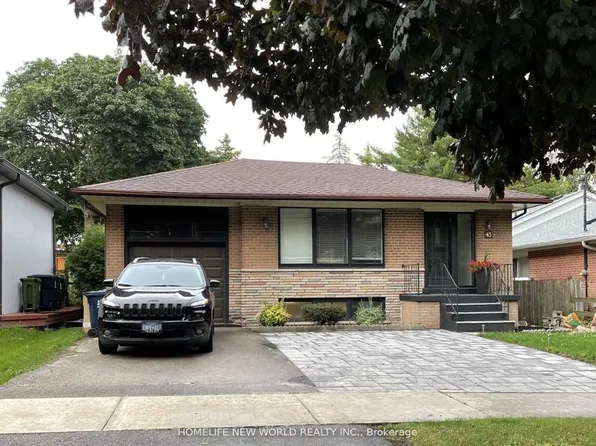 43 Blaketon Rd, Toronto, ON M9B 4W4