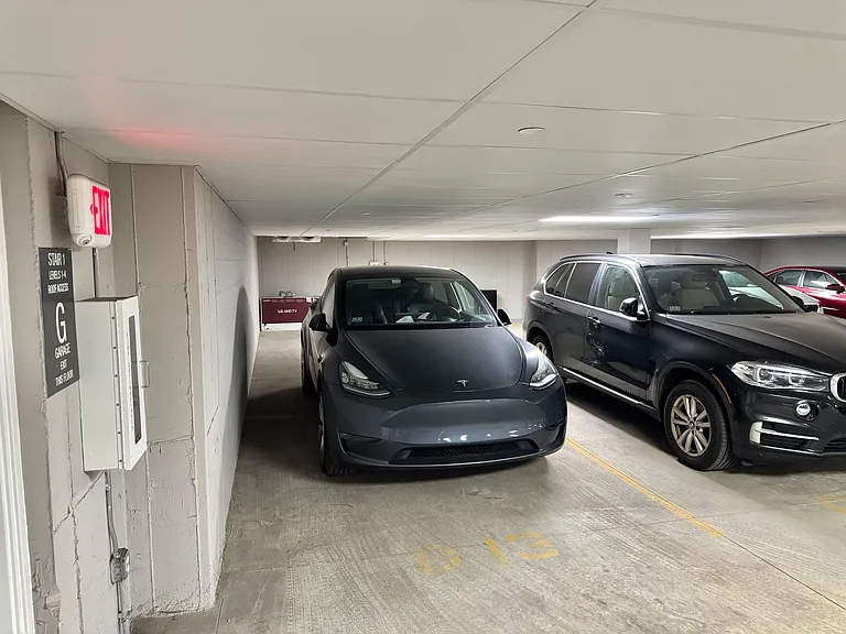 320 Middlesex Ave #D-405 — Photo 25