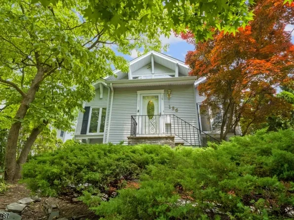 156 Hobart St, Ridgefield Park Village, NJ 07660