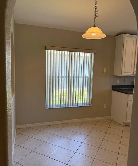 Eat-In Kitchen