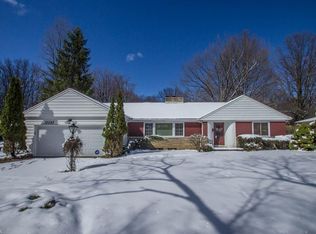 13682 E Bagley Rd, Middleburg Heights, OH 44130