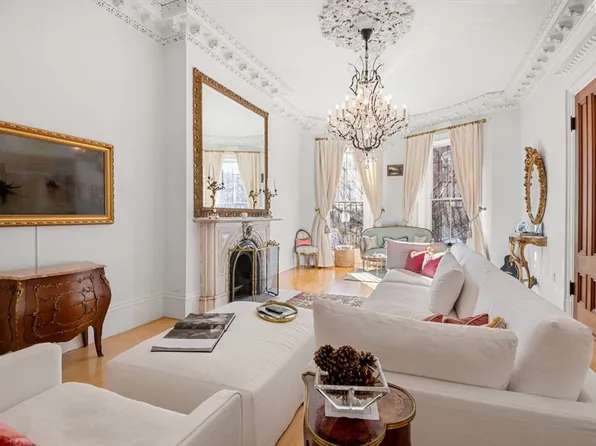 8 Worcester Sq APT 2, Boston, MA 02118