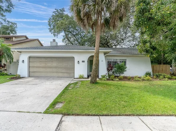 6898 120th Pl, Largo, FL 33773