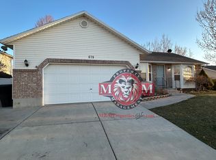 679 W Sunset Links Dr, Salt Lake City, UT 84123
