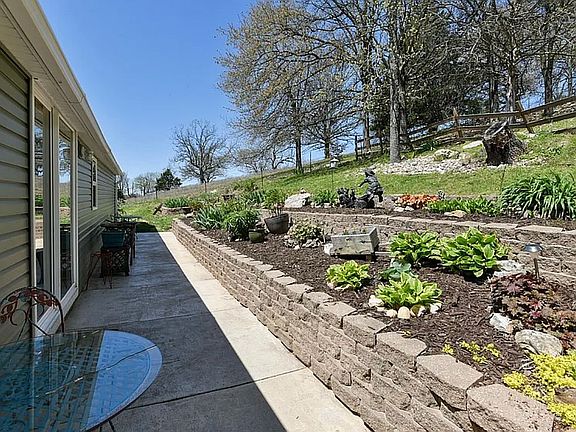 5th image of 2561 County Road 542