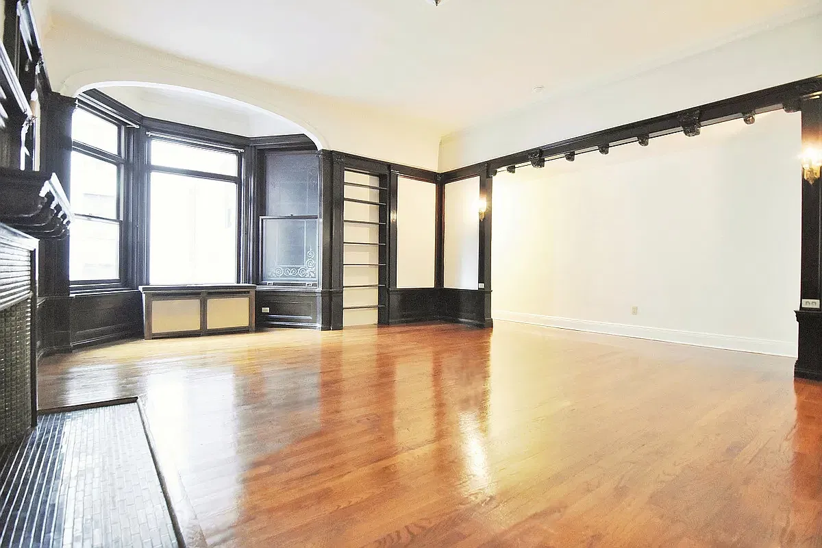 226 West 72nd Street — Photo 2