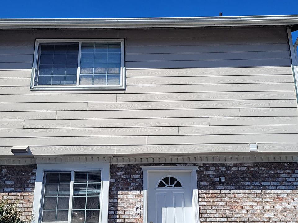 1st image of 4409 14th Ave SE #C