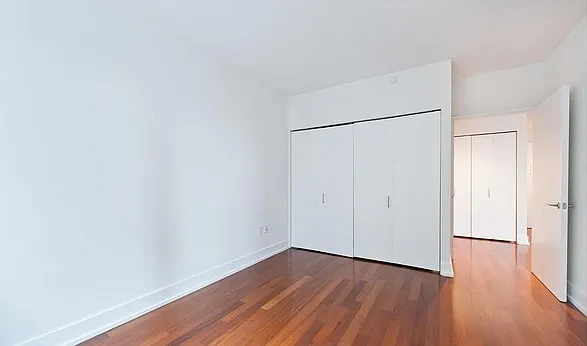 350 W 42nd St #11C — Photo 6