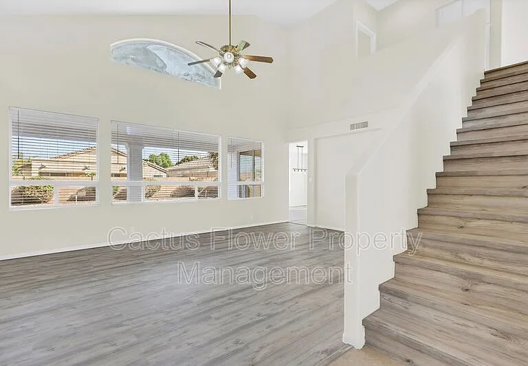 846 W Carob Dr — Photo 14