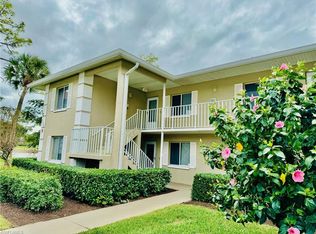 4572 Andover Way APT 201, Naples, FL 34112