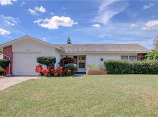 1621 Byrnedale Ct, Palm Harbor, FL 34684