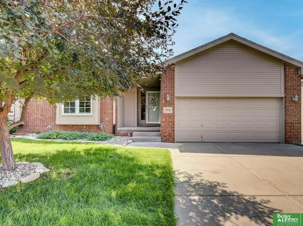 7918 S 162nd St, Omaha, NE 68136