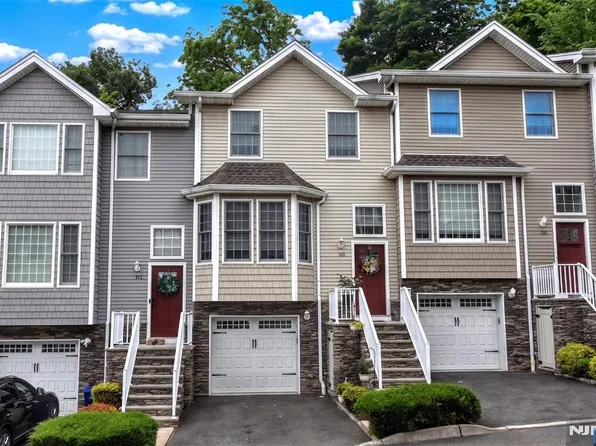 451 Springfield Ave Unit 111, Hasbrouck Heights, NJ 07604