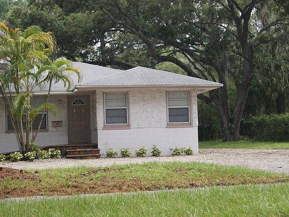 2nd image of 2324 E Harbor Dr S