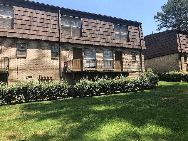 Arbor Terrace — Photo 1