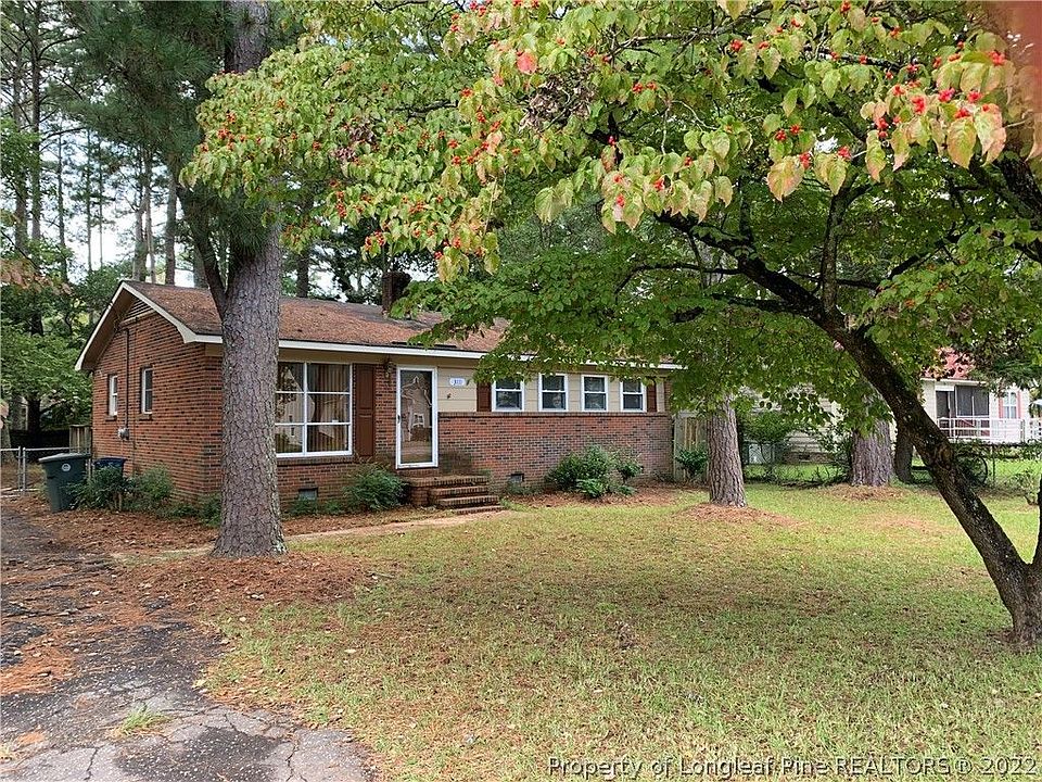 1st image of 3111 Wedgewood Dr