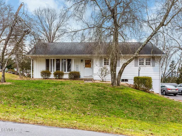 1460 Avenue F, Danville, PA 17821