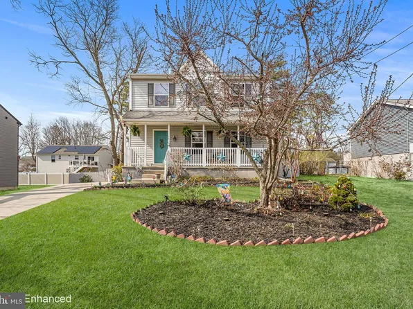 16 Lincoln Ave, Sicklerville, NJ 08081