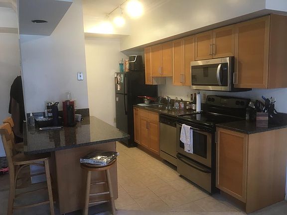 5th image of 1211 S Eads St APT 404