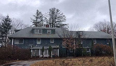 AS it is now NEEDS  A LOT Re