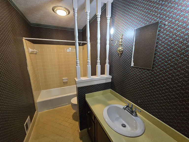 3114 Goose Creek Rd — Photo 8