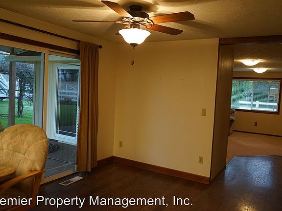 5th image of 13435 NE 119th St