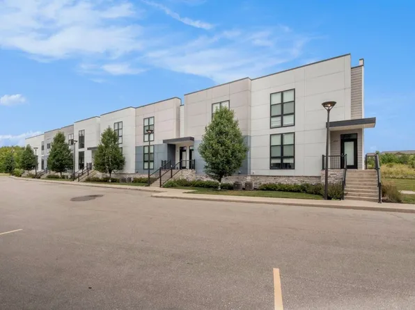 6028 Port View Dr SE, Grand Rapids, MI 49512