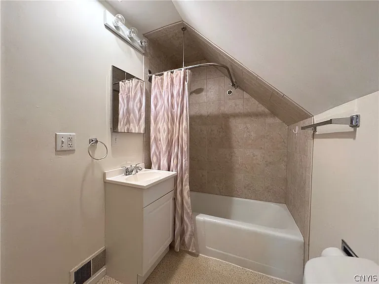 843 Davidson St #2F — Photo 12
