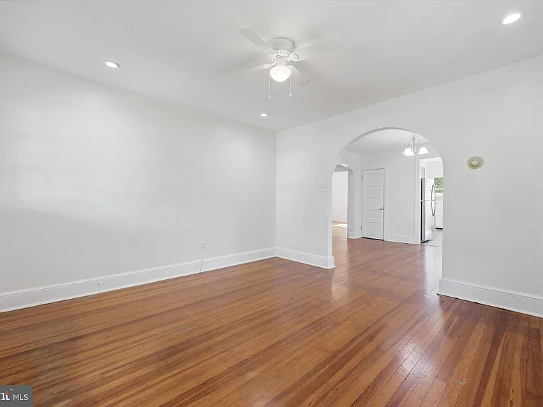 604 Grant Ave #1 — Photo 5