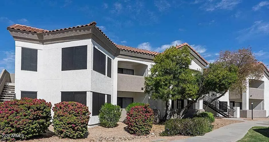 1 bed, 1.0 bath, 730 sqft, $1,499 — Photo 2