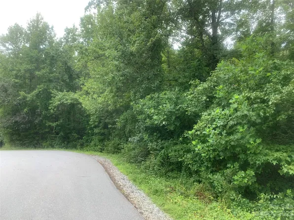 Maryland Dr, Forest City, NC 28043