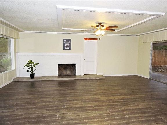 3rd image of 5376 E White Ave