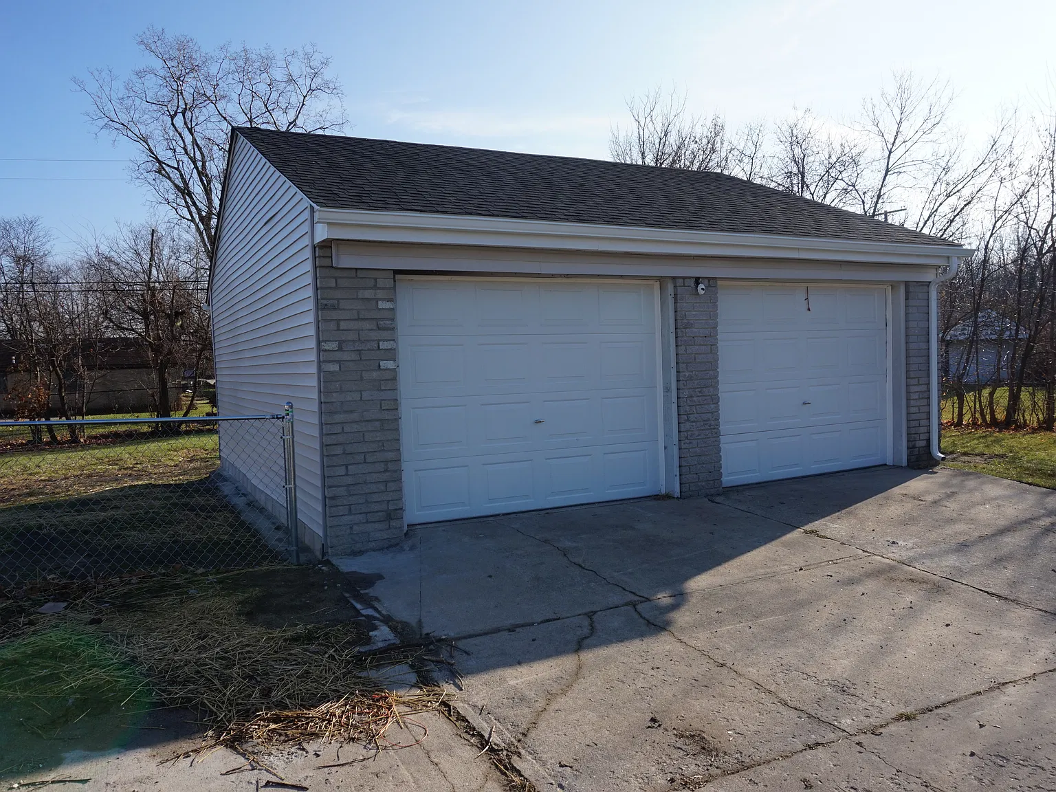 4 bed, 1118 sqft, $1,600 — Photo 2