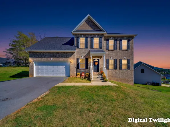 2023 Heys Ln, Vinton, VA 24179