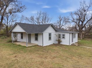 710 E Brissy St, Cushing, OK 74023