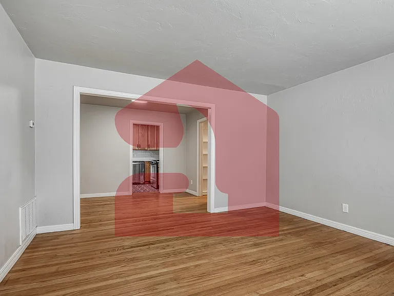 2145 Brighton Ave — Photo 10